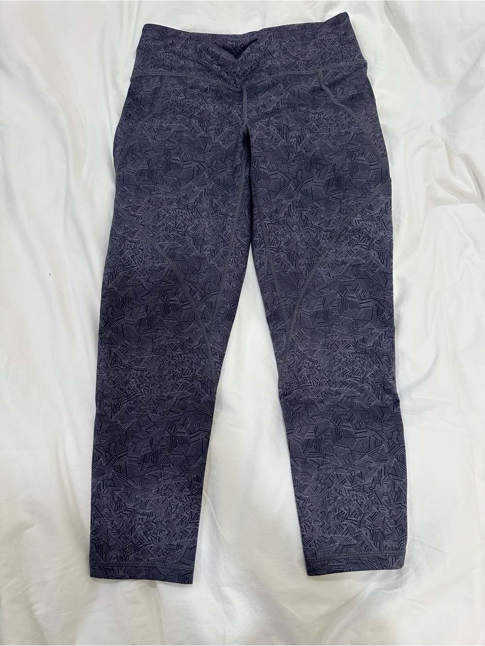 Patagonia Geometric Cropped Leggings - Small